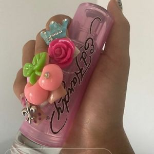 ✔️All Pretty lil things